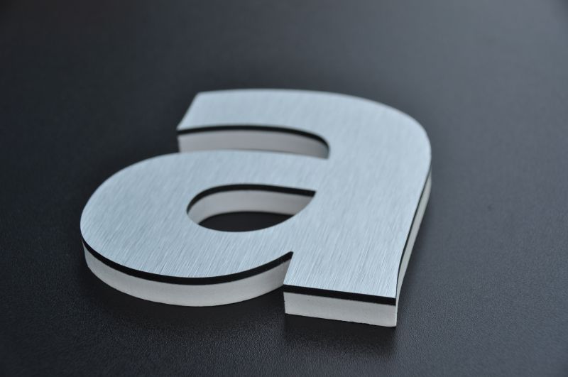 CNC Einzelbuchstabe